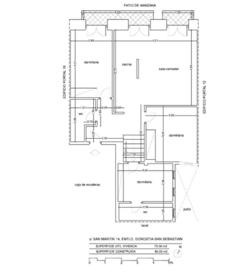 Epi-center Apartment *